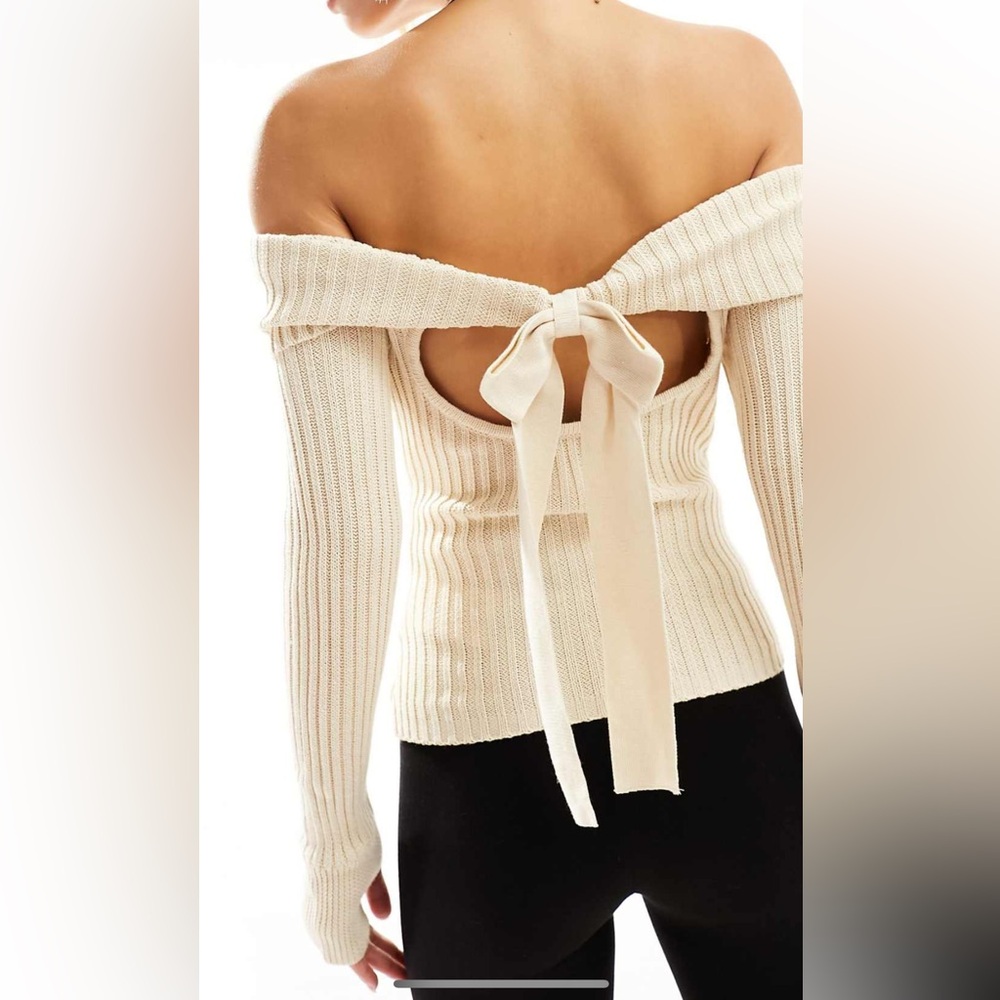 🧚🏻♀️Motel Rocks Bow-Back Off The Shoulder Sweater - Picture 1 of 4